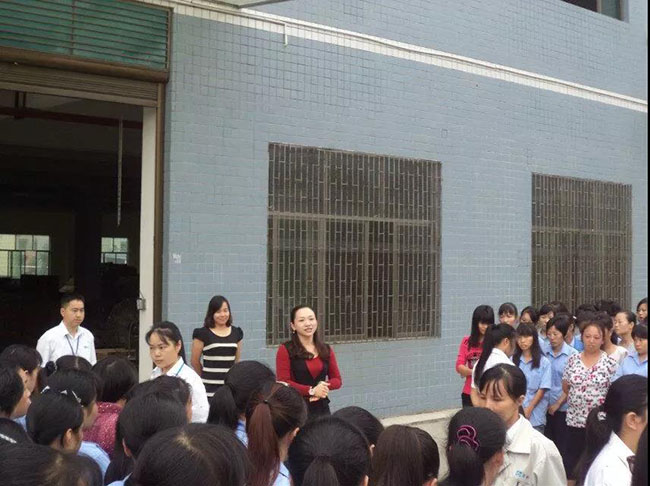 Employee Yin Xiumei's husband was hospit···